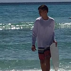 Meet your Posher, Carrie